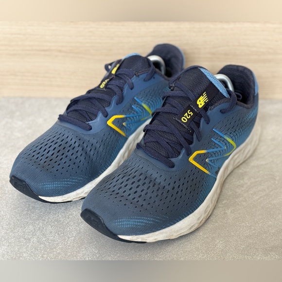 New Balance 520 running shoes - Picture 3 of 9
